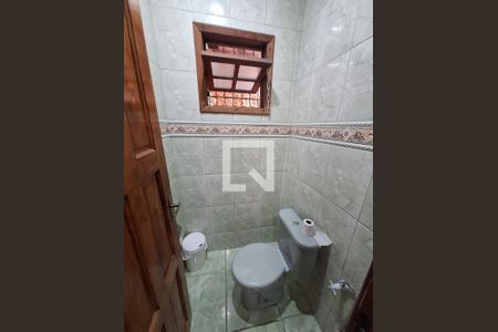 Casa à venda com 250m², 5 quartos e 5 vagasBanheiro 3