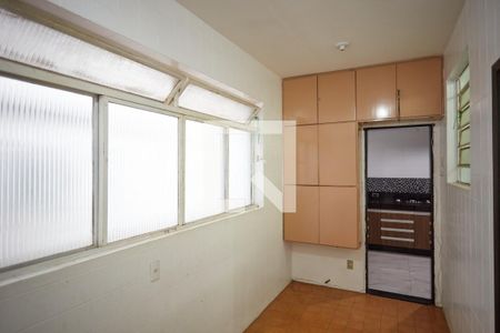 Apartamento à venda com 170m², 3 quartos e 1 vagaÁrea de Serviço
