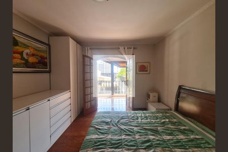 Casa à venda com 350m², 4 quartos e 5 vagasDormitório 2