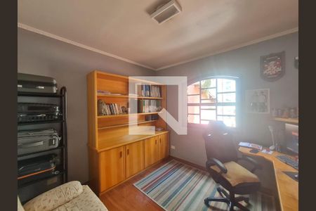 Casa à venda com 350m², 4 quartos e 5 vagasDormitório 4