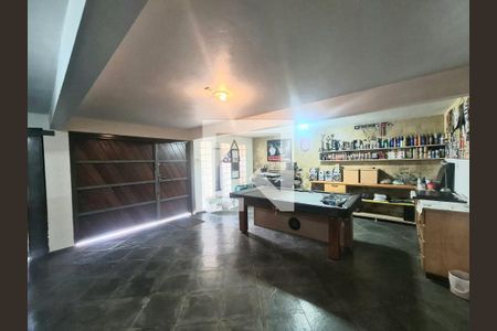 Casa à venda com 350m², 4 quartos e 5 vagasGaragem