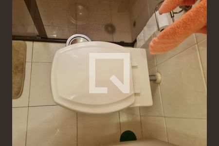 Casa à venda com 350m², 4 quartos e 5 vagasBanheiro social