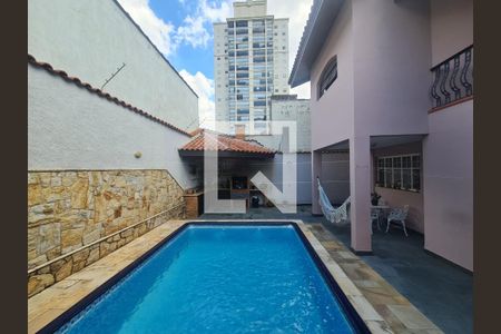 Casa à venda com 350m², 4 quartos e 5 vagasPiscina e churrasqueira