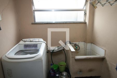 Casa à venda com 100m², 2 quartos e 1 vagaÁrea de Serviço