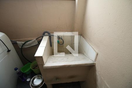 Casa à venda com 100m², 2 quartos e 1 vagaÁrea de Serviço