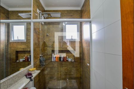 Apartamento à venda com 102m², 2 quartos e 2 vagas Apartamento à venda com 102m², 2 quartos e 2 vagasBanheiro da Suíte
