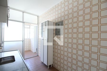 Apartamento à venda com 67m², 2 quartos e 1 vagaCozinha