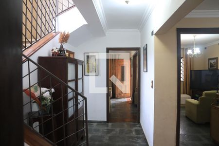 Casa para alugar com 250m², 5 quartos e 4 vagasHall