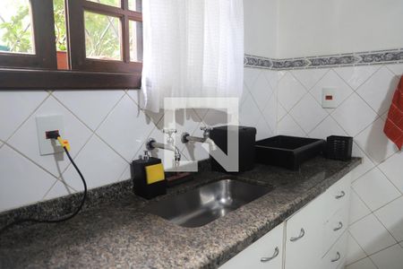 Casa para alugar com 250m², 5 quartos e 4 vagasCozinha