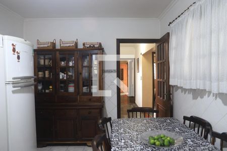 Casa para alugar com 250m², 5 quartos e 4 vagasCozinha