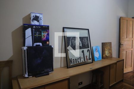 Casa para alugar com 250m², 5 quartos e 4 vagasQuarto 1