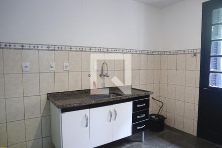 Casa para alugar com 250m², 5 quartos e 4 vagasEdícula Cozinha