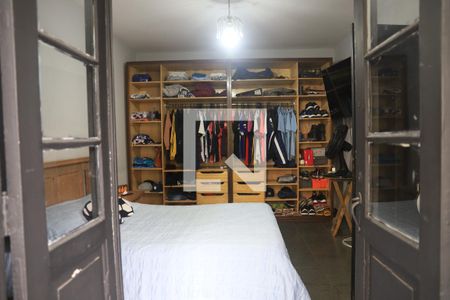 Casa para alugar com 250m², 5 quartos e 4 vagasEdícula Quarto 1