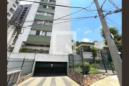 Apartamento à venda com 117m², 3 quartos e 2 vagas Apartamento à venda com 117m², 3 quartos e 2 vagasFachada