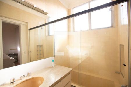 Apartamento à venda com 323m², 4 quartos e 2 vagas