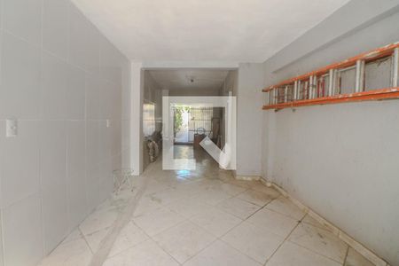 Casa à venda com 300m², 2 quartos e 2 vagas Casa à venda com 300m², 2 quartos e 2 vagasGaragem