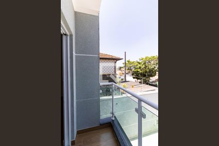 Casa à venda com 140m², 3 quartos e 2 vagas Casa à venda com 140m², 3 quartos e 2 vagasVaranda da Suíte