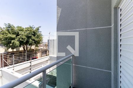 Casa à venda com 140m², 3 quartos e 2 vagas Casa à venda com 140m², 3 quartos e 2 vagasVaranda da Suíte