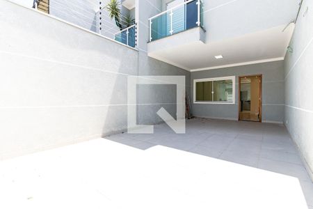 Casa à venda com 140m², 3 quartos e 2 vagas Casa à venda com 140m², 3 quartos e 2 vagasGaragem