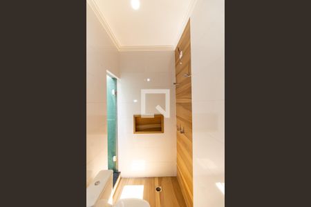 Casa à venda com 140m², 3 quartos e 2 vagas Casa à venda com 140m², 3 quartos e 2 vagasBanheiro da Suíte