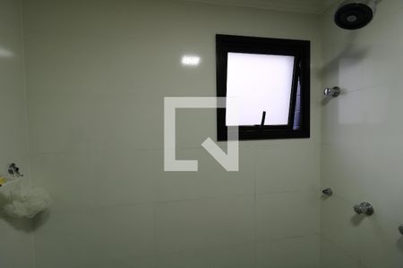 Apartamento à venda com 139m², 4 quartos e 2 vagasBanheiro da Suíte 2 - Box