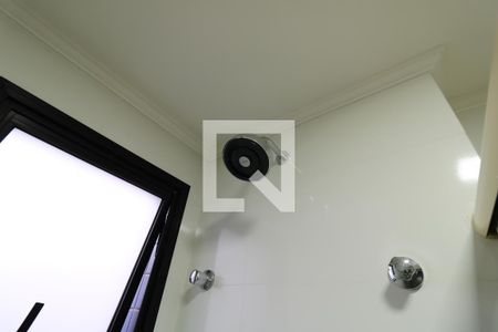 Apartamento à venda com 139m², 4 quartos e 2 vagasBanheiro da Suíte 2 - Chuveiro