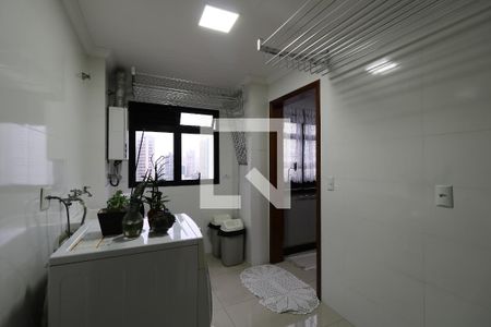 Apartamento à venda com 139m², 4 quartos e 2 vagasÁrea de Serviço