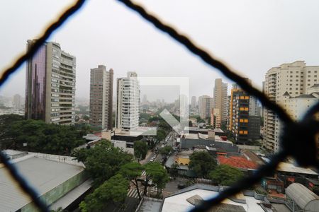Apartamento à venda com 139m², 4 quartos e 2 vagasVista da Suíte 1