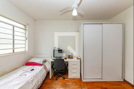 Casa à venda com 199m², 4 quartos e 2 vagasQuarto 3