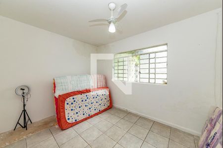 Casa à venda com 199m², 4 quartos e 2 vagasQuarto 2