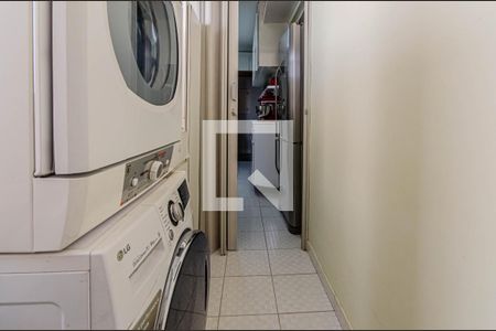 Apartamento à venda com 155m², 3 quartos e 2 vagas Apartamento à venda com 155m², 3 quartos e 2 vagasÁrea de Serviço