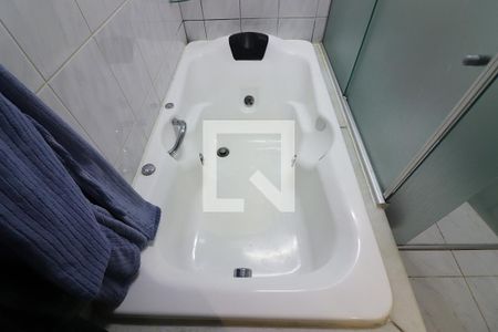 Apartamento à venda com 140m², 2 quartos e 1 vagaQuarto 1 - Suíte Banheiro 