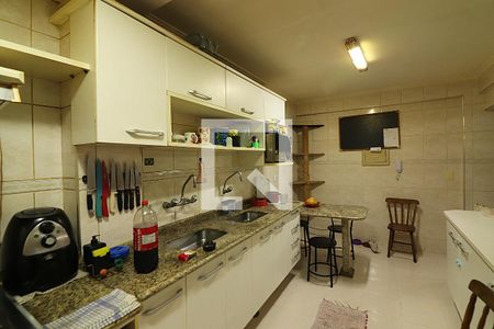 Apartamento à venda com 140m², 2 quartos e 1 vagaCozinha 