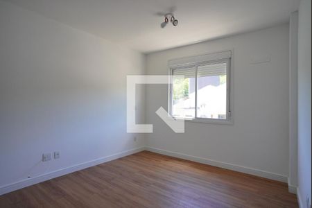 Suíte de apartamento para alugar com 2 quartos, 65m² em São João, Porto Alegre