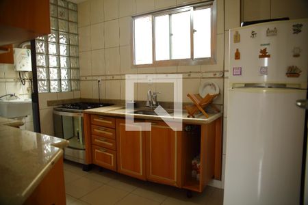 Apartamento à venda com 68m², 2 quartos e 1 vagaCozinha