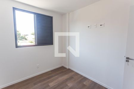 Apartamento à venda com 168m², 4 quartos e 2 vagas Apartamento à venda com 168m², 4 quartos e 2 vagasQuarto 2