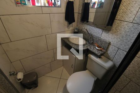 Casa à venda com 448m², 5 quartos e sem vagaCasa 2 - Quarto 2 - Banheiro