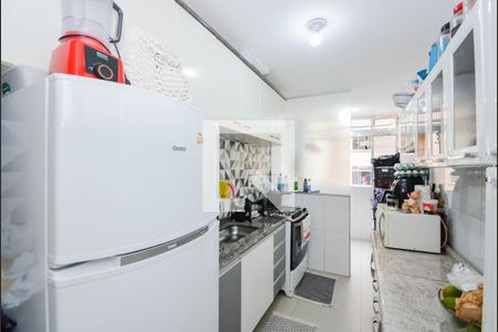 Apartamento à venda com 65m², 2 quartos e 1 vaga Apartamento à venda com 65m², 2 quartos e 1 vagaCozinha