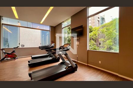 Apartamento à venda com 300m², 4 quartos e 3 vagasÁrea comum - Academia