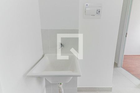 Sala / Cozinha / Lavanderia de apartamento à venda com 2 quartos, 32m² em Jardim Celeste, São Paulo