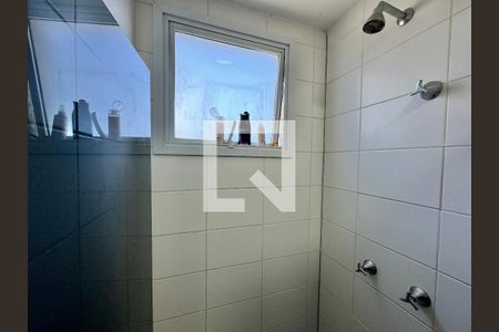 Apartamento à venda com 83m², 3 quartos e 1 vaga Apartamento à venda com 83m², 3 quartos e 1 vagaSuíte - Banheiro