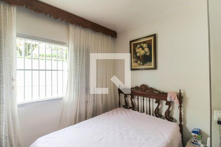 Casa à venda com 160m², 3 quartos e 4 vagas Casa à venda com 160m², 3 quartos e 4 vagasQuarto 2