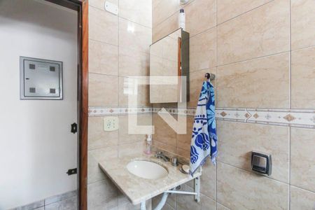 Casa à venda com 160m², 3 quartos e 4 vagas Casa à venda com 160m², 3 quartos e 4 vagasBanheiro