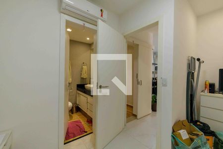 Casa de condomínio à venda com 270m², 4 quartos e 4 vagasSuíte 4