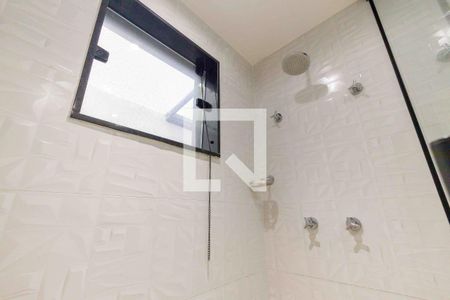 Casa de condomínio à venda com 270m², 4 quartos e 4 vagasBanheiro da Suíte