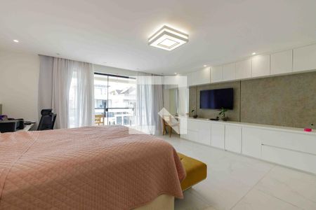 Casa de condomínio à venda com 270m², 4 quartos e 4 vagasSuíte 1