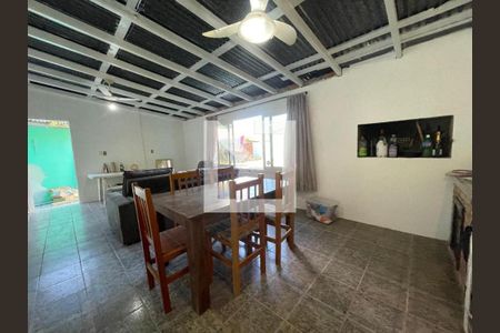 Casa à venda com 140m², 1 quarto e 1 vagaEdícula