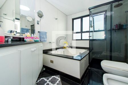 Apartamento à venda com 210m², 4 quartos e 4 vagas