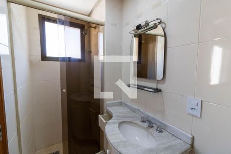 Apartamento à venda com 69m², 2 quartos e 2 vagasBanheiro da Suíte