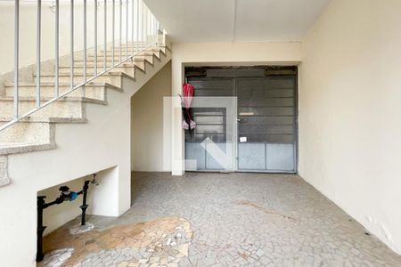 Casa à venda com 130m², 2 quartos e 2 vagas Casa à venda com 130m², 2 quartos e 2 vagasGaragem